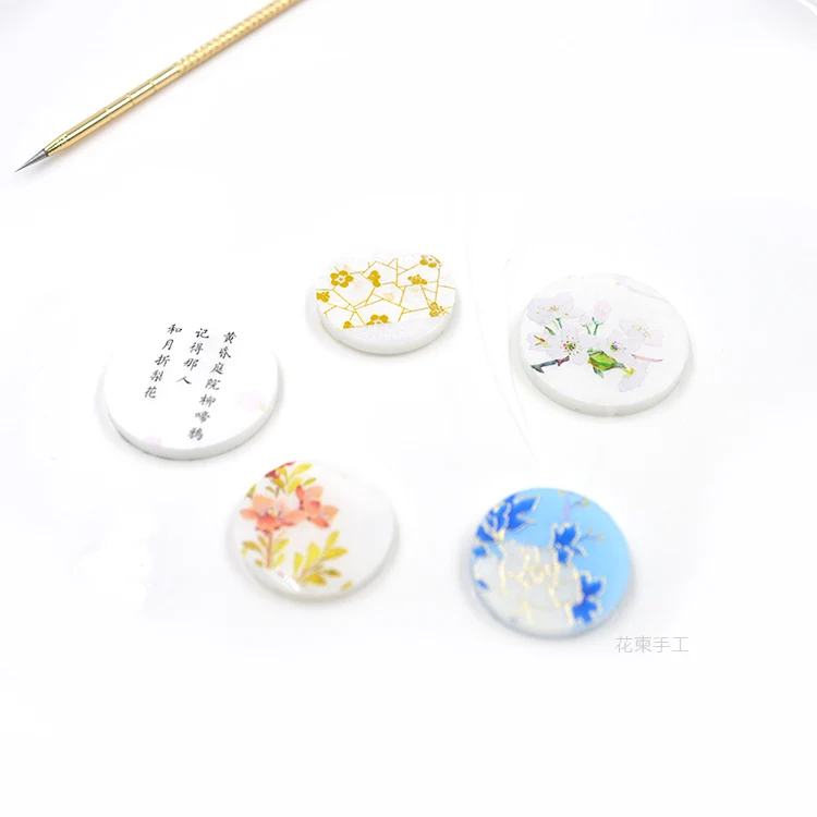 Flower Invitation Pendant Mold Handmade Silicone DIY Manual Glue Drop Mould MD1600-1618 Summer New Arrival
Flower Invitation Pendant Mold Handmade Silicone DIY Manual Glue Drop Mould MD1600-1618 Summer New Arrival