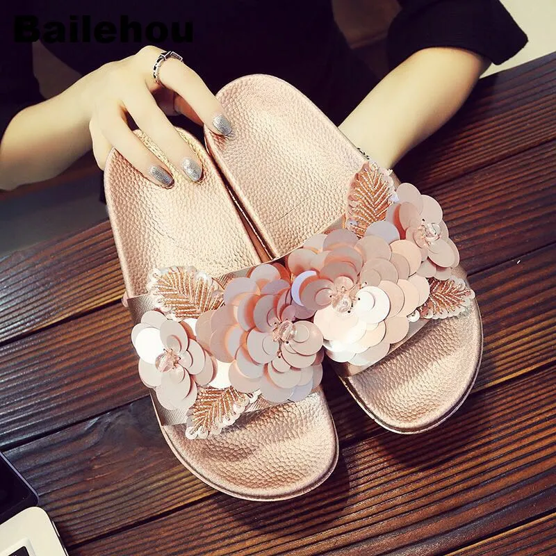 Bailehou Fashion Women Slippers Beach Flip Flops Sandals Slip On Slides Flower Slipper Women Shoes Indoor Femal Casual Slippers
Bailehou Fashion Women Slippers Beach Flip Flops Sandals Slip On Slides Flower Slipper Women Shoes Indoor Femal Casual Slippers