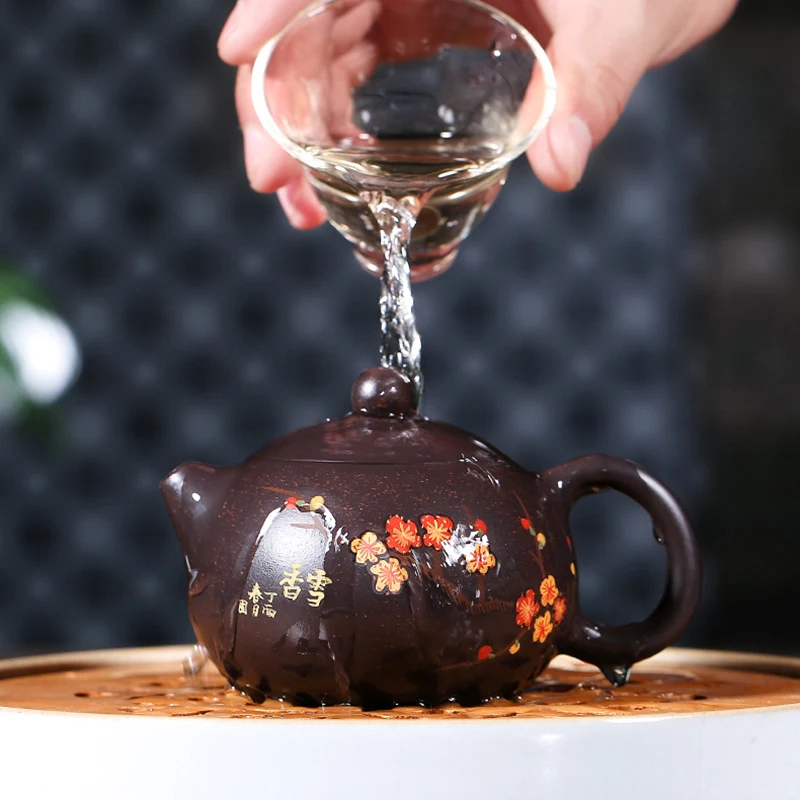 180cc Authentic Yixing Purple Clay Teapot Vintage Drinkware Hand Painted Plum Flower Pattern Raw Ore Zisha Xishi Pot Puer Kettle
180cc Authentic Yixing Purple Clay Teapot Vintage Drinkware Hand Painted Plum Flower Pattern Raw Ore Zisha Xishi Pot Puer Kettle