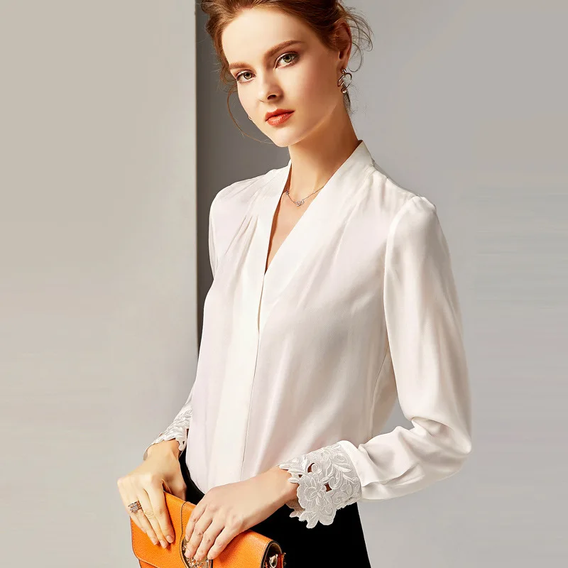 R10139 New Fashion 2019 Ladies Tops V-neck Long-sleeved Retro 100% Silk Shirt Loose Blouse Women Clothing
R10139 New Fashion 2019 Ladies Tops V-neck Long-sleeved Retro 100% Silk Shirt Loose Blouse Women Clothing