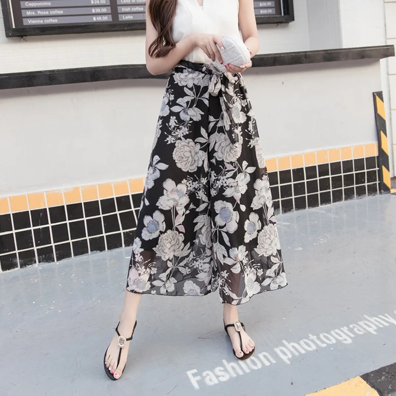 plus size pants women summer style 2020 bermuda feminina print chiffon wide-legged nine minutes pants thin loose female A0669
plus size pants women summer style 2020 bermuda feminina print chiffon wide-legged nine minutes pants thin loose female A0669