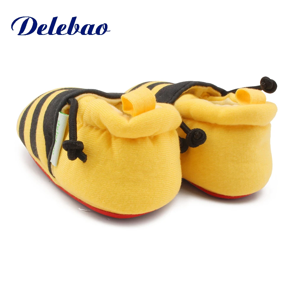 Delebao Color Yellow Cute Bee Baby Shoes Soft Sole Shoes First Walkers Fashion Shoes Handmade Babies Shoes
Delebao Color Yellow Cute Bee Baby Shoes Soft Sole Shoes First Walkers Fashion Shoes Handmade Babies Shoes