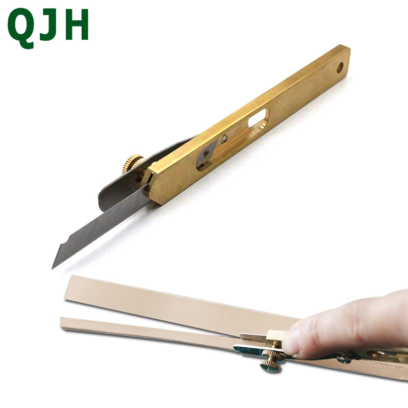 1 Pcs Durable leather cutting knife DIY Leather Cut Tools Incision Craft Knife Copper Trimming Knife with Blade Leather
1 Pcs Durable leather cutting knife DIY Leather Cut Tools Incision Craft Knife Copper Trimming Knife with Blade Leather
