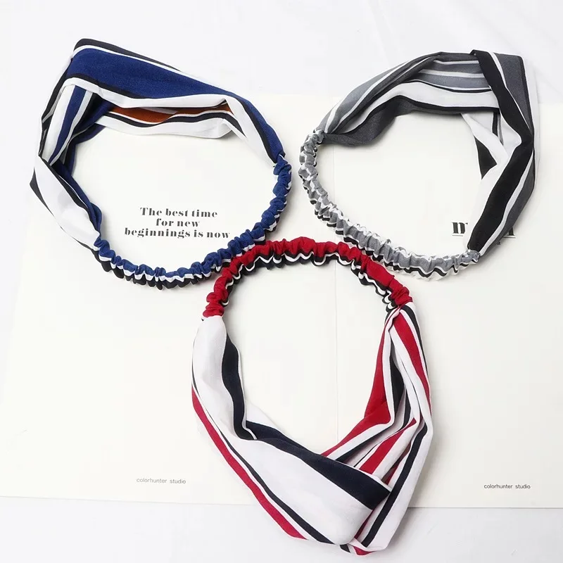 Women Spring Autumn Suede Headband Vintage Cross Knot Elastic Hair Bands Soft Solid Girls Hairband Hair Accessories
Women Spring Autumn Suede Headband Vintage Cross Knot Elastic Hair Bands Soft Solid Girls Hairband Hair Accessories