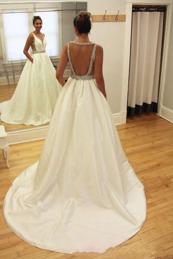 2020 Sexy Deep V Neck White Satin Wedding Dresses Simple beading Backless Beach Wedding gown bridal gown Vestido De Noiva Praia
2020 Sexy Deep V Neck White Satin Wedding Dresses Simple beading Backless Beach Wedding gown bridal gown Vestido De Noiva Praia