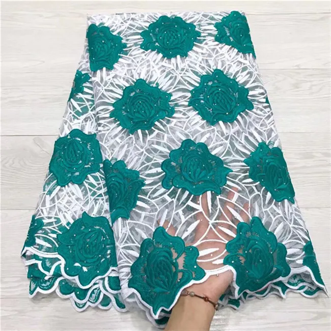 Latest High Quality African Tulle Lace Fabric 2019 White, green Aso Ebi Style Guipure Lace Fabric with 3d Lace Fabric Flowers
Latest High Quality African Tulle Lace Fabric 2019 White, green Aso Ebi Style Guipure Lace Fabric with 3d Lace Fabric Flowers