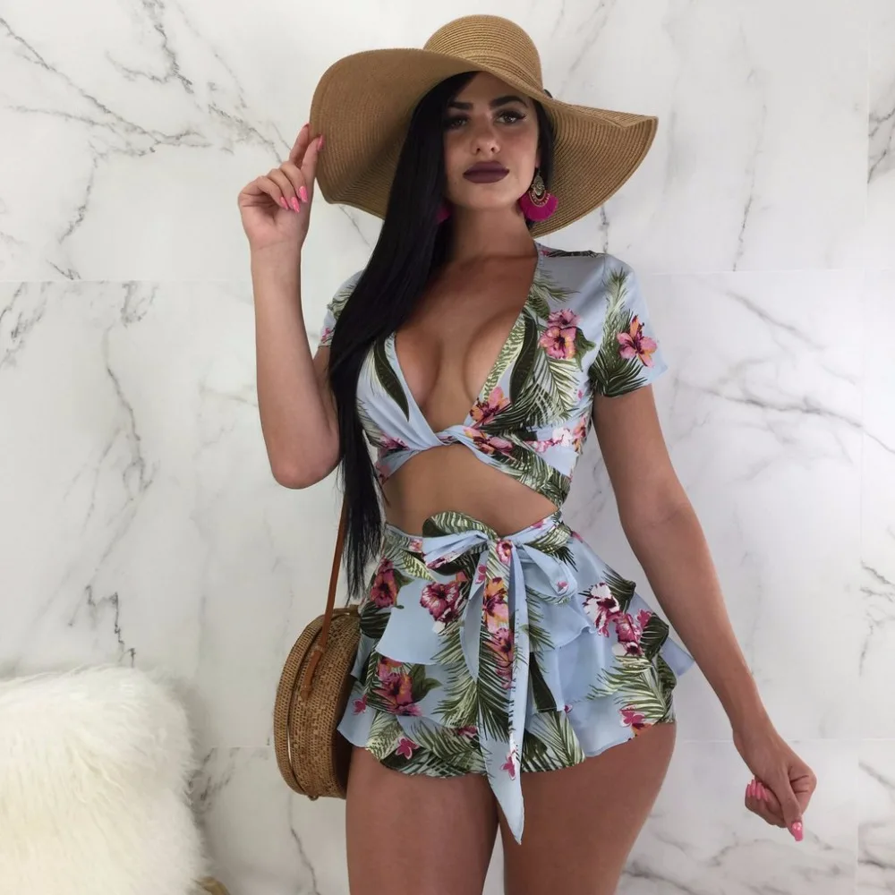 OKAYOASIS Free Shipping 2018 2 Piece Set Chest Cross Short Sleeve Deep V Neck Bandage Crop Top & Shorts Print Beach Wear Sets
OKAYOASIS Free Shipping 2018 2 Piece Set Chest Cross Short Sleeve Deep V Neck Bandage Crop Top & Shorts Print Beach Wear Sets