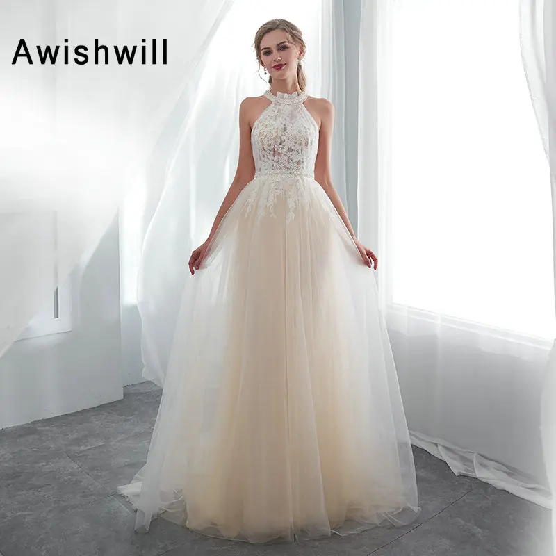 Real Sample Champagne Prom Dresses Long Lace Applique Pearls Tulle A-line Sleeveless Illusion Women Long Party Evening Gowns
Real Sample Champagne Prom Dresses Long Lace Applique Pearls Tulle A-line Sleeveless Illusion Women Long Party Evening Gowns