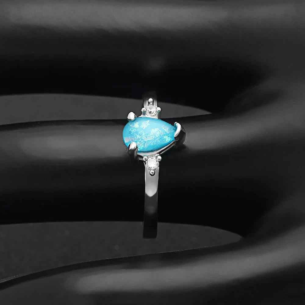 New Charm Inlay Design Blue Opal Rings For Women Elegant Water Drop Finger Rings Silver Color Filled Jewelry For Anniversary
New Charm Inlay Design Blue Opal Rings For Women Elegant Water Drop Finger Rings Silver Color Filled Jewelry For Anniversary