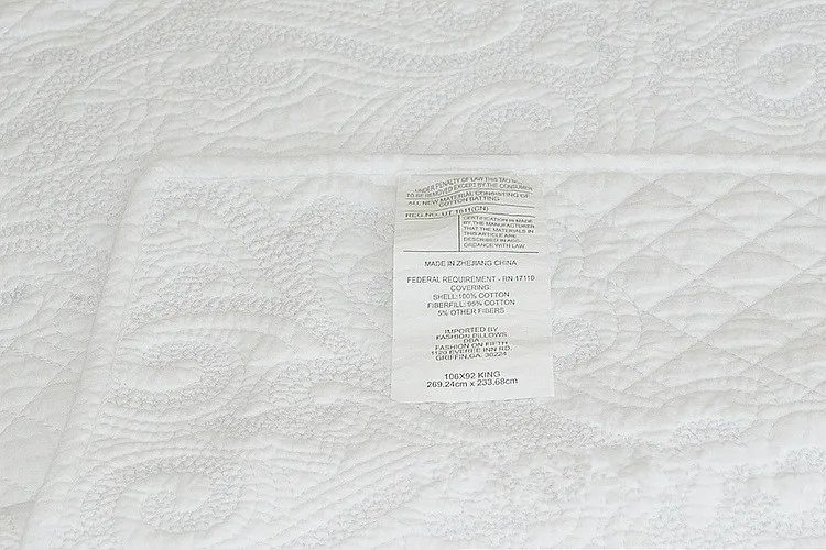 Top Grade Quality 100% Cotton Stitching 3pcs Set King Quilt Embroidered White Summer Thin Air Conditioner Comforter Home Blanket
Top Grade Quality 100% Cotton Stitching 3pcs Set King Quilt Embroidered White Summer Thin Air Conditioner Comforter Home Blanket