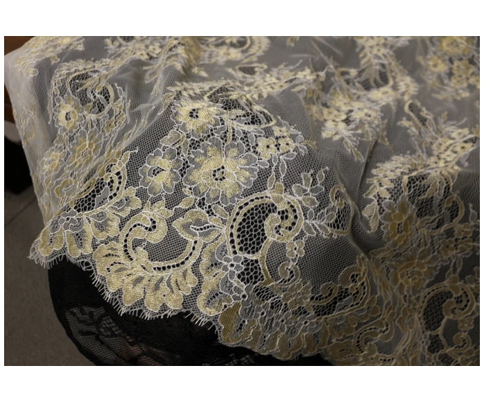 3 M length 1.5 M wide High-grade white golden silk lace fabric DIY Clothing, dress, evening dress, Curtains ,sewing fabric
3 M length 1.5 M wide High-grade white golden silk lace fabric DIY Clothing, dress, evening dress, Curtains ,sewing fabric