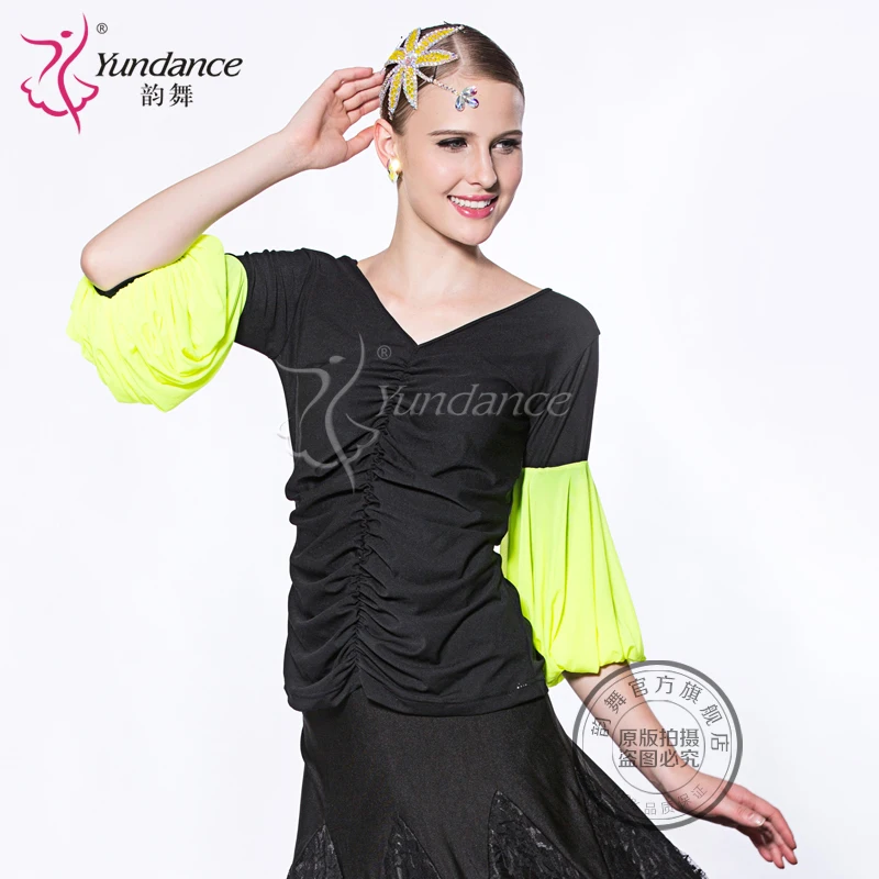 Customized Lady Latin Dancing Shirt Modern Dance Costume Waltz Valse Tango Galop Fox Trot Social Dance Suit B-2709
Customized Lady Latin Dancing Shirt Modern Dance Costume Waltz Valse Tango Galop Fox Trot Social Dance Suit B-2709