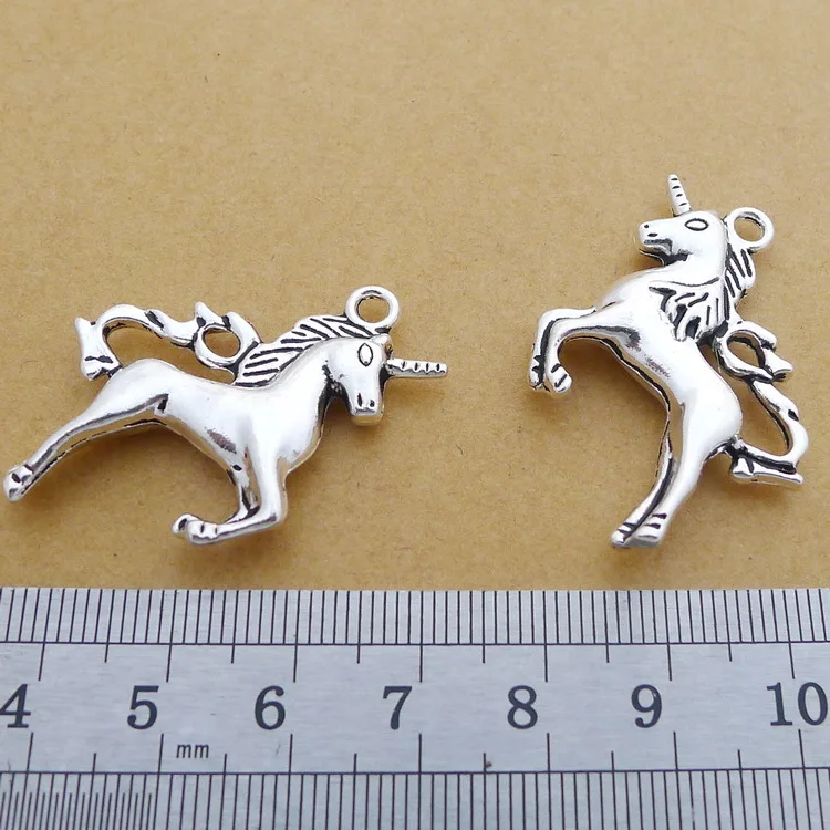 30pcs horse antique silver bronze alloy Pendant charm Handmade earring bracelet necklace Jewelry Making DIY Components 24*38mm
30pcs horse antique silver bronze alloy Pendant charm Handmade earring bracelet necklace Jewelry Making DIY Components 24*38mm