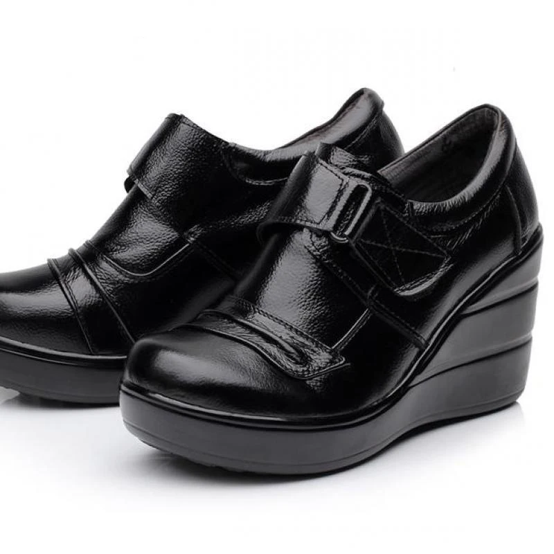 TIMETANG Cowhide genuine leather platform spring and autumn deep mouth single shoes high-heeled platform women's shoes wedges
TIMETANG Cowhide genuine leather platform spring and autumn deep mouth single shoes high-heeled platform women's shoes wedges