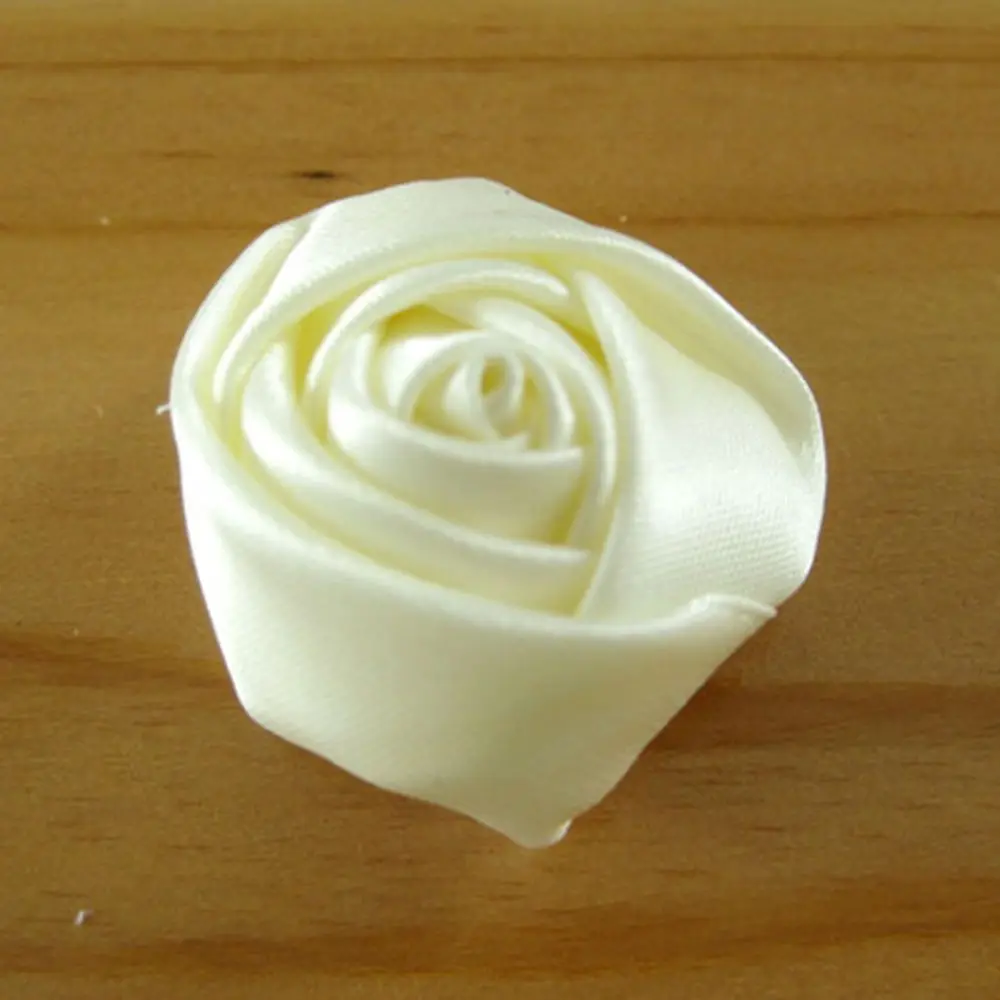 100Pcs/Lot 3.5-4cm Handmade Satin Rose Ribbon Fabric Flower Bow Appliques For Wedding Decoration Craft Sewing Accessories
100Pcs/Lot 3.5-4cm Handmade Satin Rose Ribbon Fabric Flower Bow Appliques For Wedding Decoration Craft Sewing Accessories