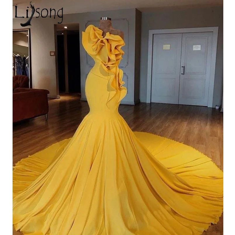 2018 Saudi Arabic Yellow Mermaid Prom Dresses Special Designed Ruffles Long Prom Gowns Vestidos de gala Elegant Evening Dress
2018 Saudi Arabic Yellow Mermaid Prom Dresses Special Designed Ruffles Long Prom Gowns Vestidos de gala Elegant Evening Dress