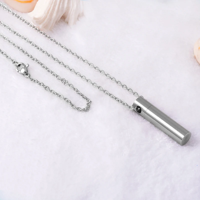 T015 Men Women Stainless Steel Cremation Jewelry Tube Shape Ash Case Holder for Lovers Memorial Urn Pendant Slide Screw Opens
T015 Men Women Stainless Steel Cremation Jewelry Tube Shape Ash Case Holder for Lovers Memorial Urn Pendant Slide Screw Opens