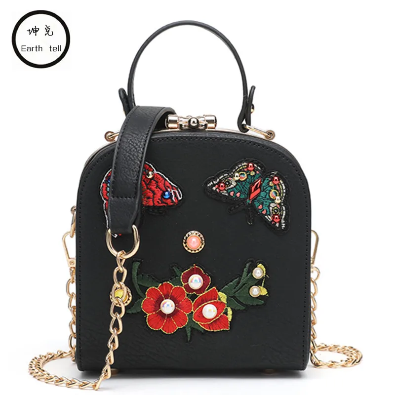 Fashion Women Designer Flower pearl Handbags butterfly Girls Chain Luxury Handbag Shoulder Bags Ladies Messenger Crossbody Bag
Fashion Women Designer Flower pearl Handbags butterfly Girls Chain Luxury Handbag Shoulder Bags Ladies Messenger Crossbody Bag