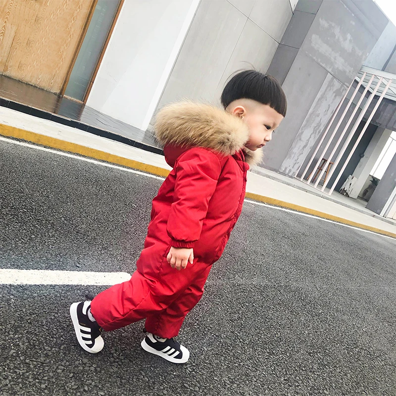 2021 Baby Jumpsuits Boys Girls Winter Overalls Baby Rompers Duck Down Jumpsuit Real Fur collar Children Outerwear Kids Snowsuit
2021 Baby Jumpsuits Boys Girls Winter Overalls Baby Rompers Duck Down Jumpsuit Real Fur collar Children Outerwear Kids Snowsuit