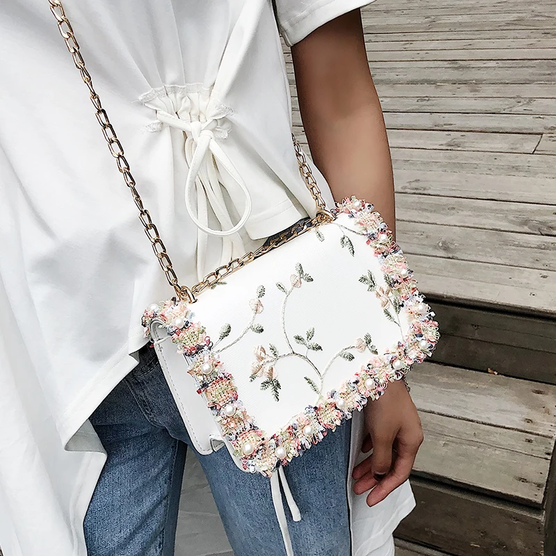 mixtx Women Lace Flower Embroidery Messenger Bag Fashion Chain Tote Sweet Lady Shoulder Bag Luxury Handbag Fairy Crossbody bag
mixtx Women Lace Flower Embroidery Messenger Bag Fashion Chain Tote Sweet Lady Shoulder Bag Luxury Handbag Fairy Crossbody bag