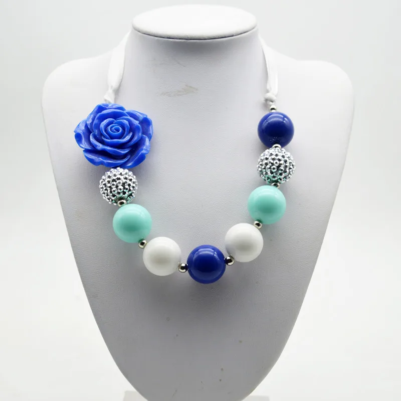 wholesale 5PCS Girl chunky bubblegum beaded necklace The latest Princess resin flower necklace kids ribbon jewelry
wholesale 5PCS Girl chunky bubblegum beaded necklace The latest Princess resin flower necklace kids ribbon jewelry