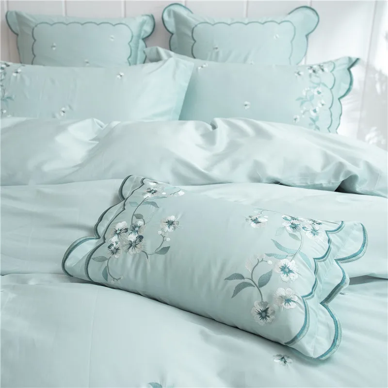Egyptian Cotton Princess style Luxury Bedding Set Queen King Size Duvets cover Bedding Sets Bed Sheet Set Embroidery Bed set 40
Egyptian Cotton Princess style Luxury Bedding Set Queen King Size Duvets cover Bedding Sets Bed Sheet Set Embroidery Bed set 40
