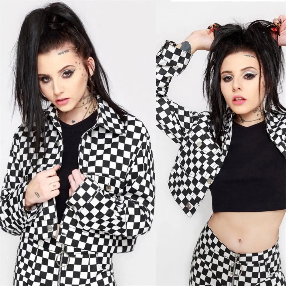 Vintage Streetwear Harajuku Korean Checkerboard Plaid Pocket Button Cargo Denim Thin Short Jacket Slim Women Coat Crop Top Sexy
Vintage Streetwear Harajuku Korean Checkerboard Plaid Pocket Button Cargo Denim Thin Short Jacket Slim Women Coat Crop Top Sexy