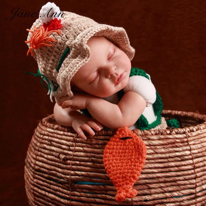 Jane Z Ann Newborn baby photography props crochet infant Fishing Fisherman costume hat + diaper+shoes +fish studio props
Jane Z Ann Newborn baby photography props crochet infant Fishing Fisherman costume hat + diaper+shoes +fish studio props