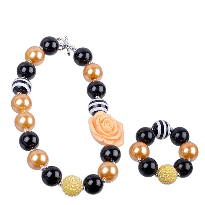 wholesale 5PCSChunky Necklace Sets Girls Chunky Bubblegum Flower Pendant Necklace Children Jewelry Set 2 set / lot Hot sale Gift
wholesale 5PCSChunky Necklace Sets Girls Chunky Bubblegum Flower Pendant Necklace Children Jewelry Set 2 set / lot Hot sale Gift