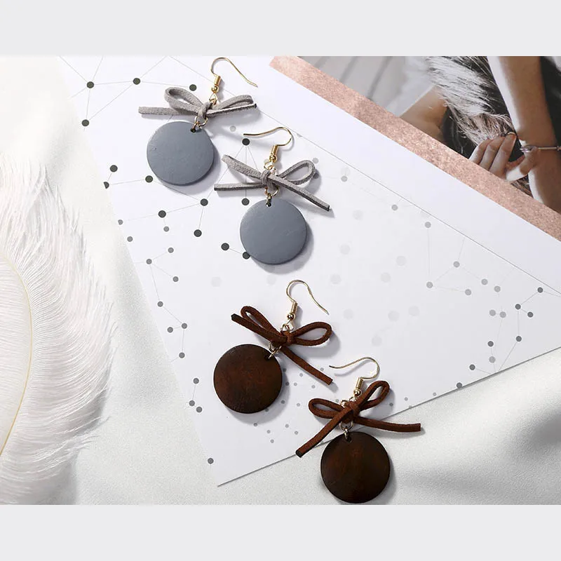 20pcs Natural Wood Charms Flat Round 12/15/20/25/30mm Pendants for Jewelry Making DIY Earring Bracelet Pendant Accessories 
20pcs Natural Wood Charms Flat Round 12/15/20/25/30mm Pendants for Jewelry Making DIY Earring Bracelet Pendant Accessories