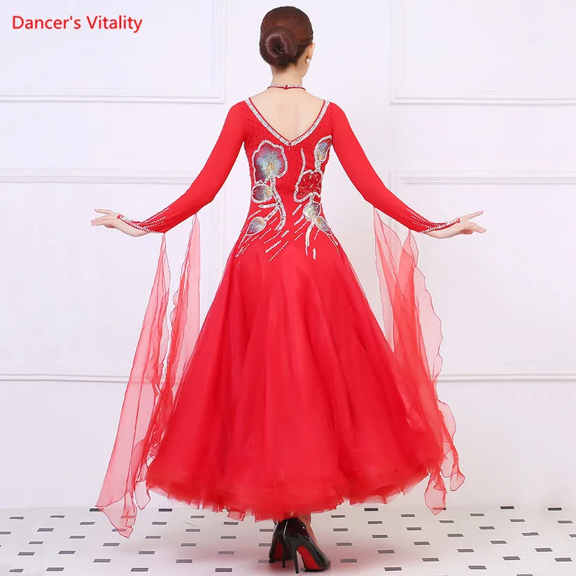 Model Dance dress Ballroom Dance Competition Dresses Luxury Diamond Long Sleeves Big Swing Dress Women Performance Costumes
Model Dance dress Ballroom Dance Competition Dresses Luxury Diamond Long Sleeves Big Swing Dress Women Performance Costumes