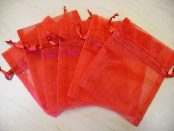 Free Shipping 500pcs/lot Bright Red Organza Bags 7x9cm Christmas Wedding Gift Bags Jewelry Bags Gift packing Pouches
Free Shipping 500pcs/lot Bright Red Organza Bags 7x9cm Christmas Wedding Gift Bags Jewelry Bags Gift packing Pouches