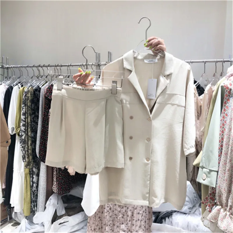 Fashion Suit 2020 Summer Paragraph Suit Coat Jacket Harem Short Suit Temperament Loose Casual 2 Piece Set Women'S Set
Fashion Suit 2020 Summer Paragraph Suit Coat Jacket Harem Short Suit Temperament Loose Casual 2 Piece Set Women'S Set