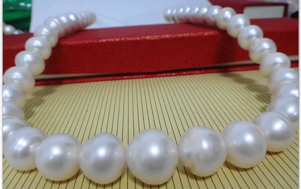 Free shipping 0001515 HUGE 18"11-12MM NATURAL SOUTH SEA GENUINE WHITE PEARL NECKLACE
Free shipping 0001515 HUGE 18"11-12MM NATURAL SOUTH SEA GENUINE WHITE PEARL NECKLACE