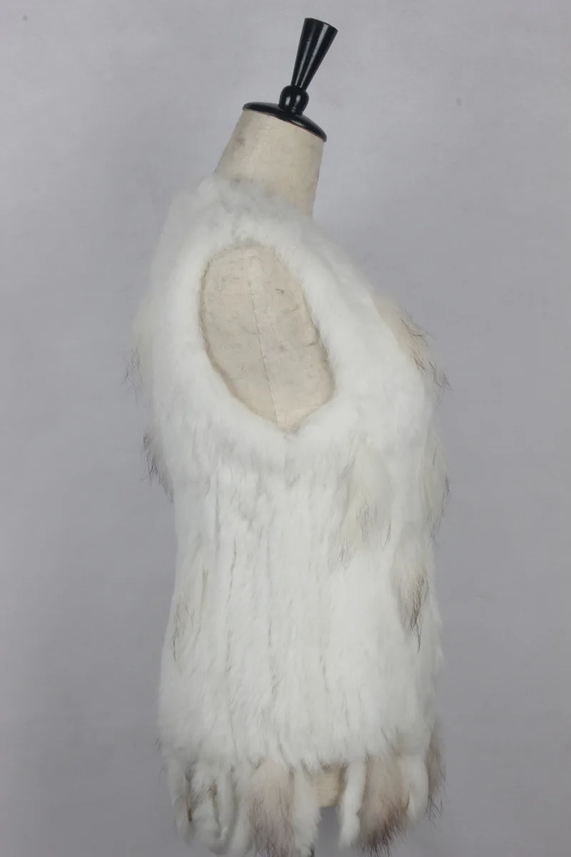 Factory direct autumn and winter warm real rabbit fur vest women's Europe style fur coat rabbit hair weaving vest w1987
Factory direct autumn and winter warm real rabbit fur vest women's Europe style fur coat rabbit hair weaving vest w1987