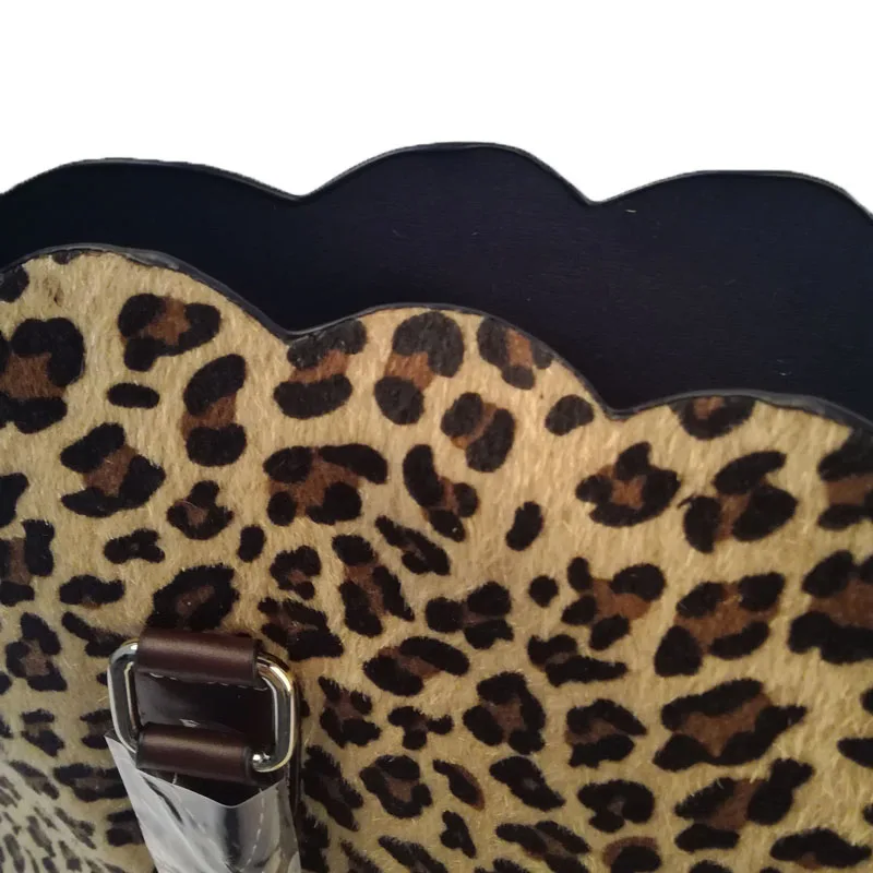33*12.5*35cm Short-Fur Leopard Handbag Wholesale Blanks Cheetah Scalloped Purse Bridesmaid Gift Tote DOM106172
33*12.5*35cm Short-Fur Leopard Handbag Wholesale Blanks Cheetah Scalloped Purse Bridesmaid Gift Tote DOM106172