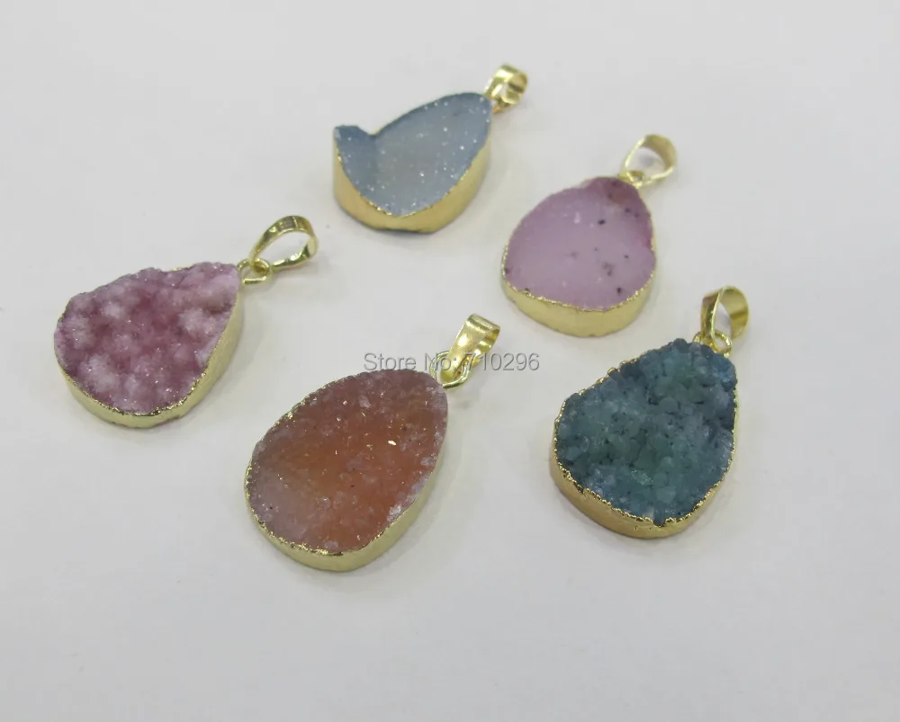 Натуральная подвеска Geode Agat e drusy, очень красивый драгоценный камень 5 шт./лот, подвеска смешанных цветов
Натуральная подвеска Geode Agat e drusy, очень красивый драгоценный камень 5 шт./лот, подвеска смешанных цветов
