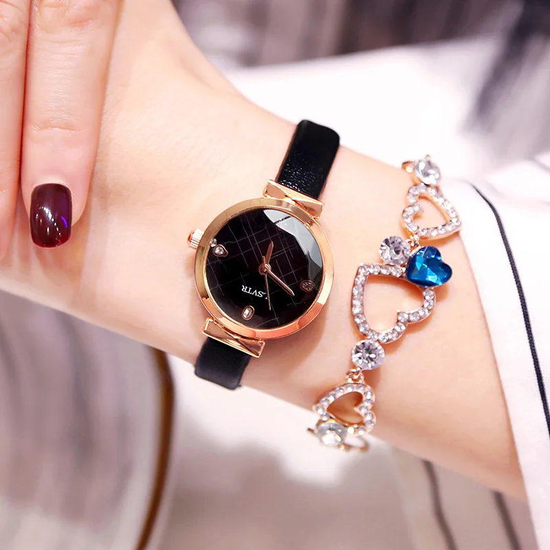 2020 Luxury Small Leather Women Watches Fashion Pink Quartz Watches For Reloj Mujer Creative Ladies WristWatch relogio feminino
2020 Luxury Small Leather Women Watches Fashion Pink Quartz Watches For Reloj Mujer Creative Ladies WristWatch relogio feminino