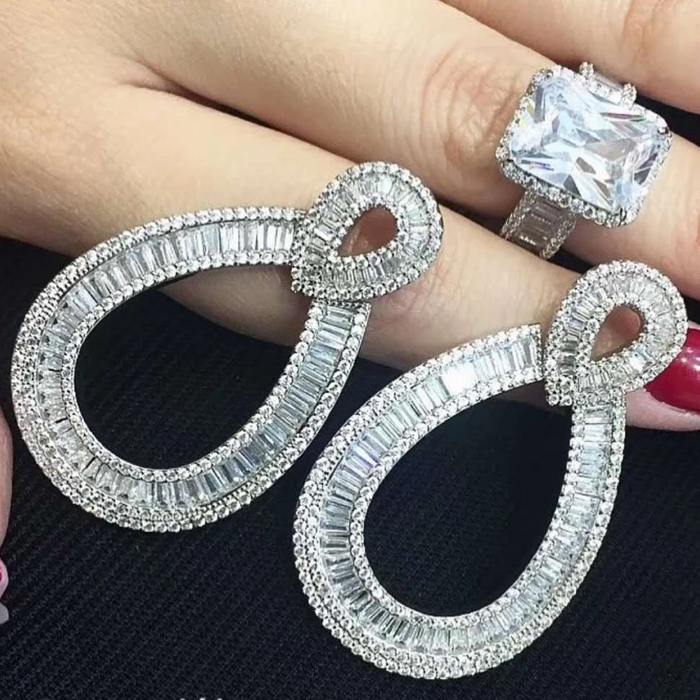 HIBRIDE Sparkling AAA Cubic Zircon Pave Long Drop Earrings For Women Jewelry Pendientes Mujer Brincos Party Jewelry E-885
HIBRIDE Sparkling AAA Cubic Zircon Pave Long Drop Earrings For Women Jewelry Pendientes Mujer Brincos Party Jewelry E-885