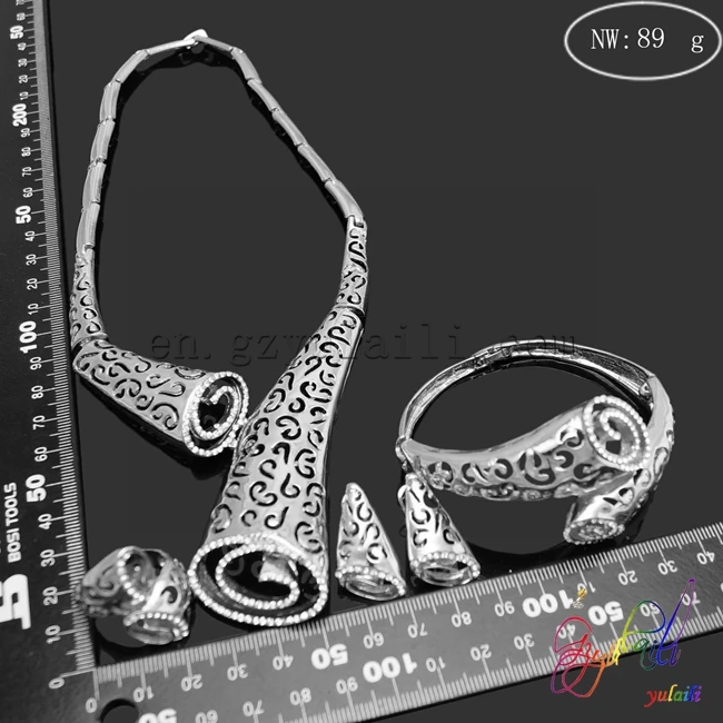 2016 new arrival Nigerian wholesale hollow out jewellery sets for women decorous women gift gold plating jewelry set
2016 new arrival Nigerian wholesale hollow out jewellery sets for women decorous women gift gold plating jewelry set