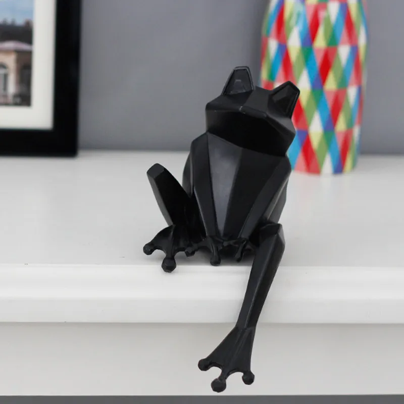 Nordic Origami Resin Frog Animal Ornaments Crafts Living Room Desk Ornaments TV Cabinet Wine Cabinet Porch Decorations M1845 
Nordic Origami Resin Frog Animal Ornaments Crafts Living Room Desk Ornaments TV Cabinet Wine Cabinet Porch Decorations M1845
