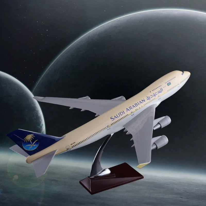 47cm B747-400 Saudi Arabian Airways Aviation Model Resin Saudi Boeing 747-400 Airplane Airbus Model Creative Gift Craftwork
47cm B747-400 Saudi Arabian Airways Aviation Model Resin Saudi Boeing 747-400 Airplane Airbus Model Creative Gift Craftwork
