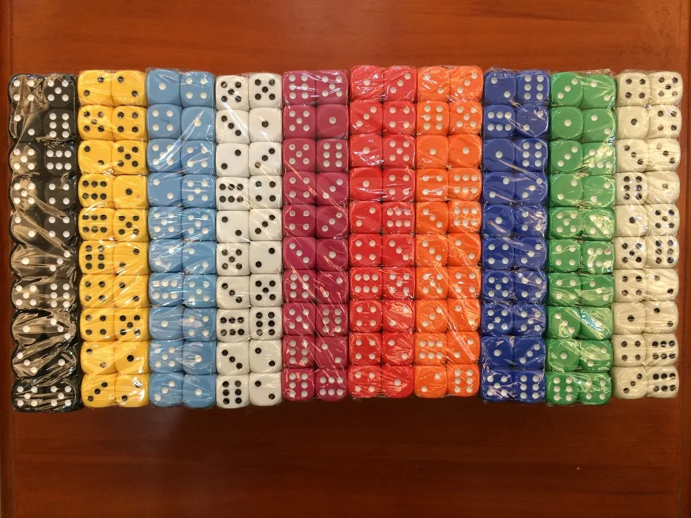 Multicolour 18# dice 18mm dice multicolour dice boulimia rejection of child children toys
Multicolour 18# dice 18mm dice multicolour dice boulimia rejection of child children toys