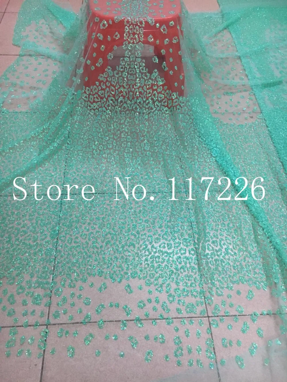 top sale JRB-42025 french net embroidered lace fabric for party dress in mint green color with glued glitter
top sale JRB-42025 french net embroidered lace fabric for party dress in mint green color with glued glitter