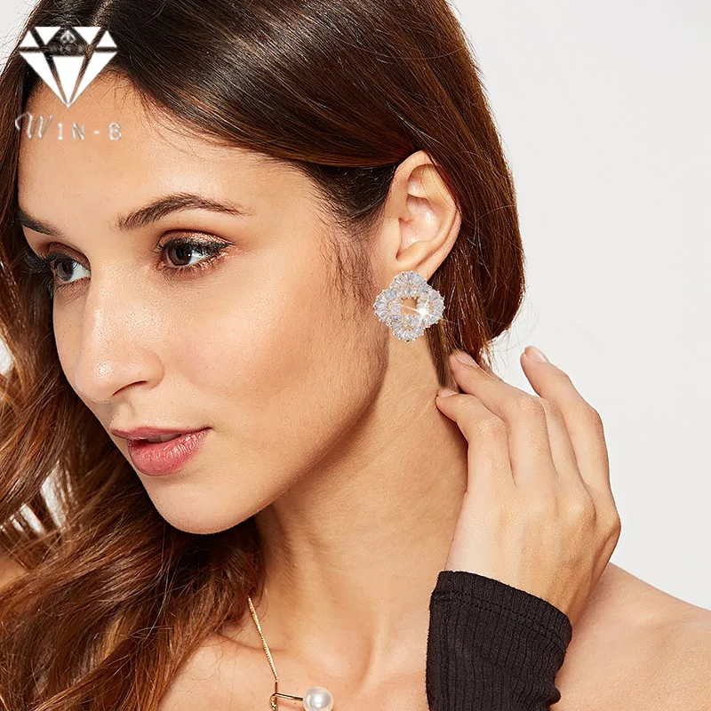 WIN-B Supper Quality Crystal Flower Earring AAA zircon eardrop snowflake sexy beauty super fairy ear Party Accessories Jewelry
WIN-B Supper Quality Crystal Flower Earring AAA zircon eardrop snowflake sexy beauty super fairy ear Party Accessories Jewelry
