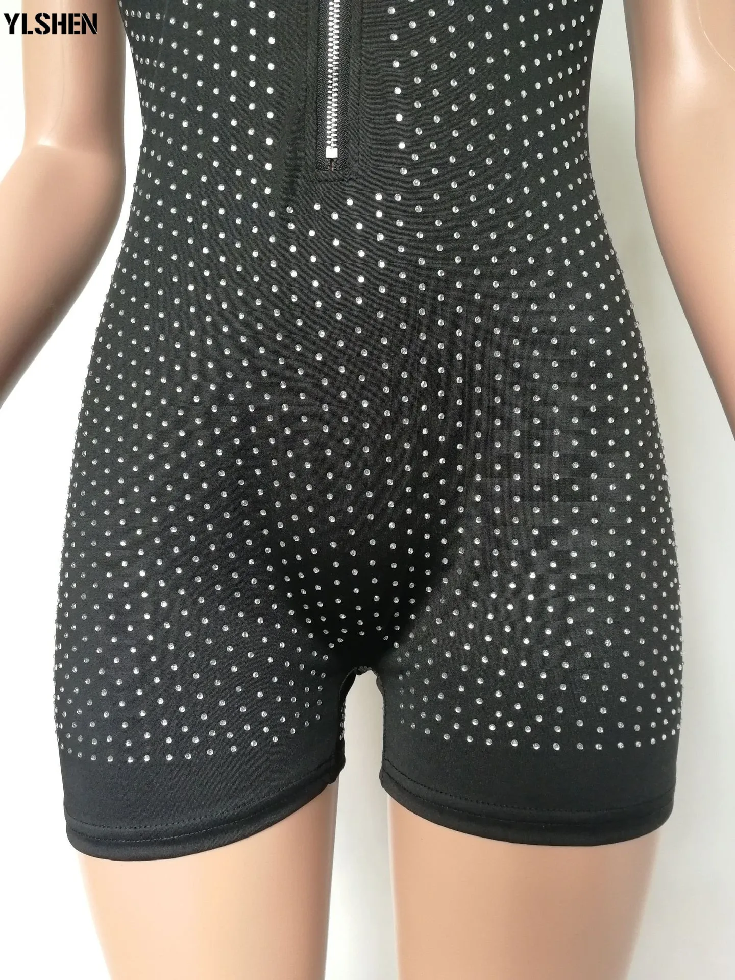 2019 Rompers Women Jumpsuits Sexy Full Diamonds Summer Playsuit Sleeveless Zipper Up Short Skinny Party Bodycon Overall Pants
2019 Rompers Women Jumpsuits Sexy Full Diamonds Summer Playsuit Sleeveless Zipper Up Short Skinny Party Bodycon Overall Pants