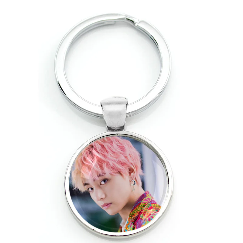 Hot Army Bomb Key Chains Key Rings Holder Kpop BT21 Jewelry K-pop Boys Accessories For Fans Album Love Yourself
Hot Army Bomb Key Chains Key Rings Holder Kpop BT21 Jewelry K-pop Boys Accessories For Fans Album Love Yourself
