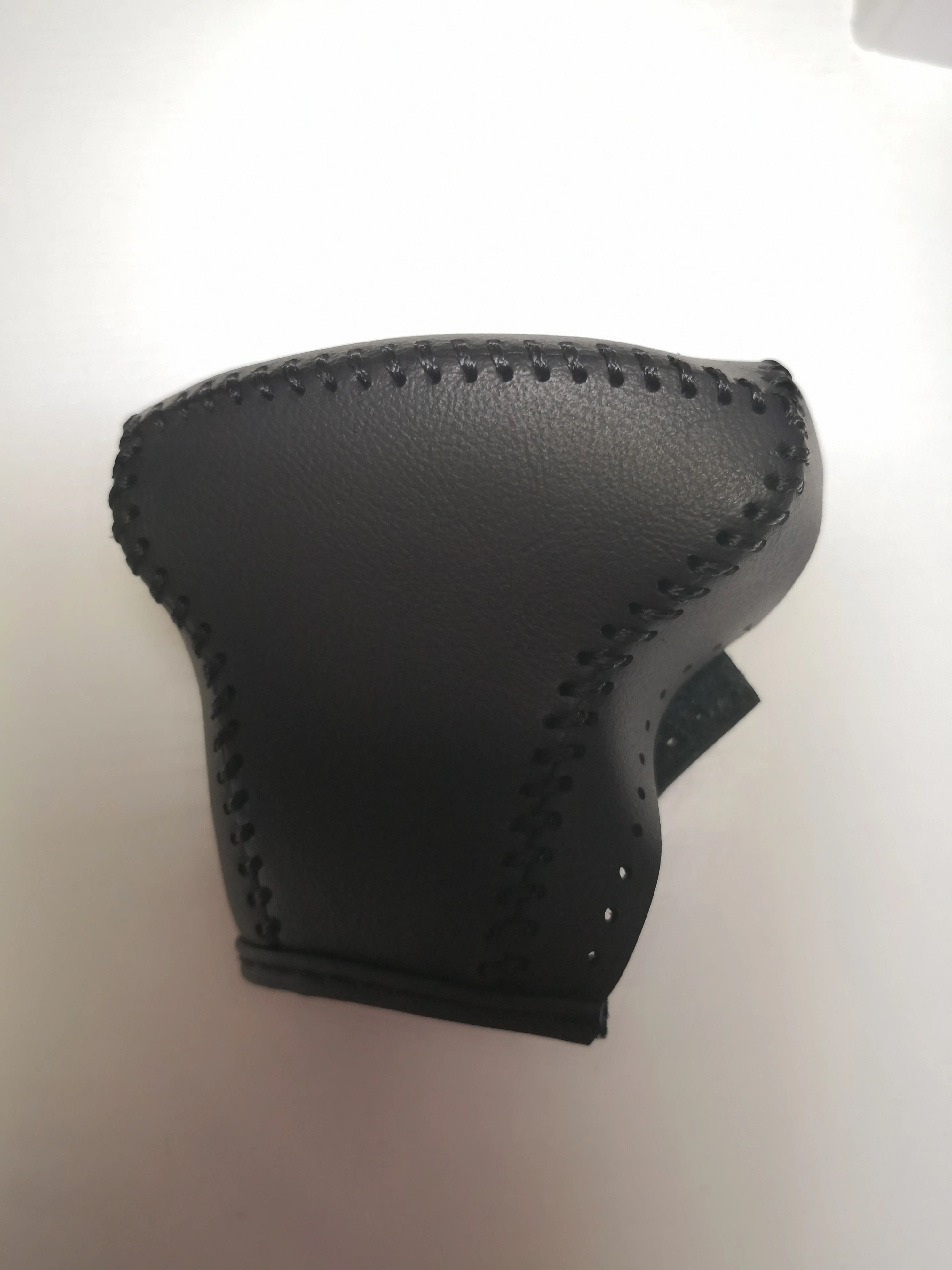 Black Leather Shift Knob Cover Gear Case Shift Knob Shell Fit For Kia Sportage SX Turbo 4dr SUV 2019 2020
Black Leather Shift Knob Cover Gear Case Shift Knob Shell Fit For Kia Sportage SX Turbo 4dr SUV 2019 2020