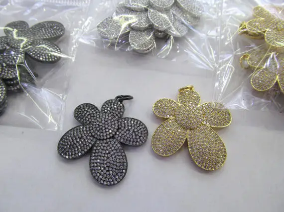 2sets 30-50mm Micro Crystal Pave Diamond Pendant Flower Fluorial petal Jewelry Focal silver gold gunmetal beads
2sets 30-50mm Micro Crystal Pave Diamond Pendant Flower Fluorial petal Jewelry Focal silver gold gunmetal beads