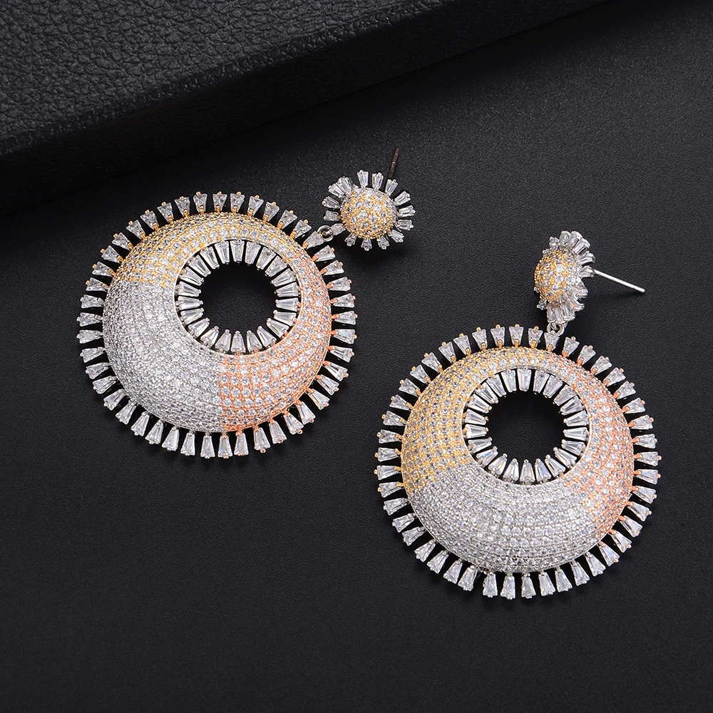 Luxury Geometry Round Circle Hollow Drop Cubic Zirconia Dangle Drop Earrings For Women Girls Wedding Jewelry
Luxury Geometry Round Circle Hollow Drop Cubic Zirconia Dangle Drop Earrings For Women Girls Wedding Jewelry